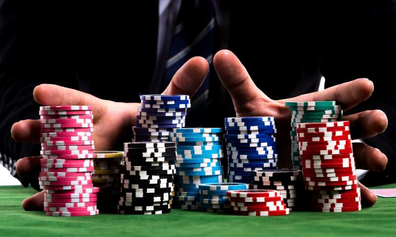 Loi khuyen duoi day ban se tro thanh quan quan game bai Poker - Hinh 1