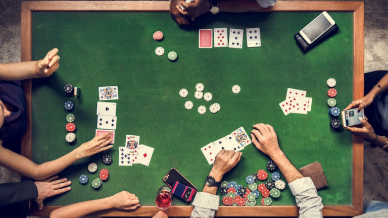 Các chiến thuật giúp bạn tự tin hơn khi chơi game Poker